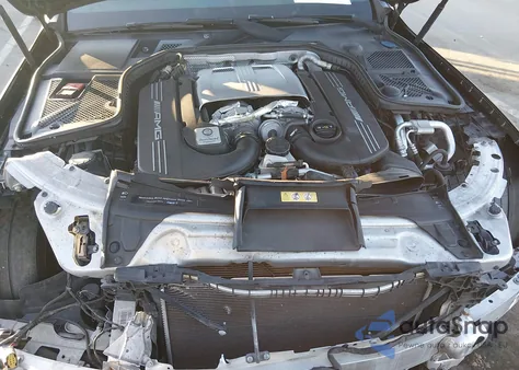 2015 Mercedes-Benz C 63 Amg S из США, поврежденный, VIN 55SWF8HB8FU081965